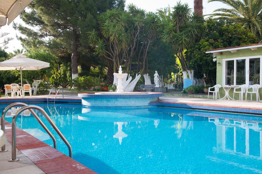 La Cite Hotel Lixouri Buitenkant foto